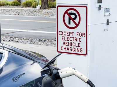 13 States Ask Federal Appeals Court to Vacate Biden Electric Vehicle Mandate